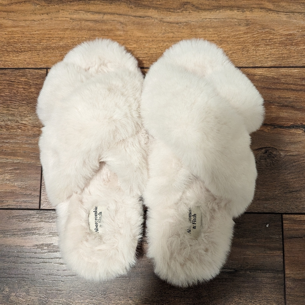 Brand new Abercrombie Slippers